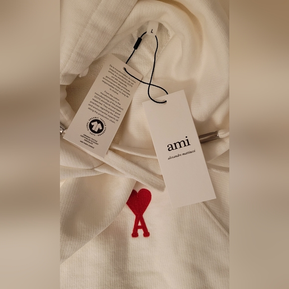Ami-hoodie-large - Picture 8 of 11